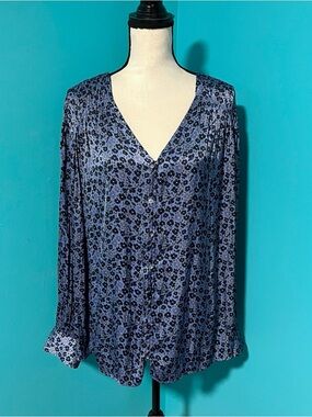 Lane Bryant 22/24 Blue Floral Print Button Front Long Sleeve Blouse Top